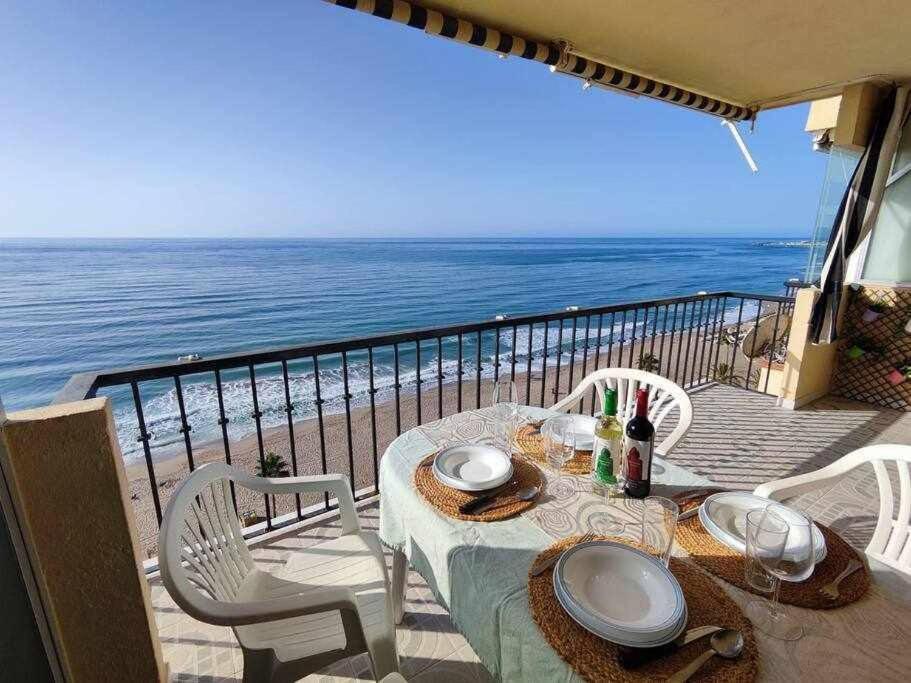 Fuengirola Frente Al Mar Apt Exterior foto